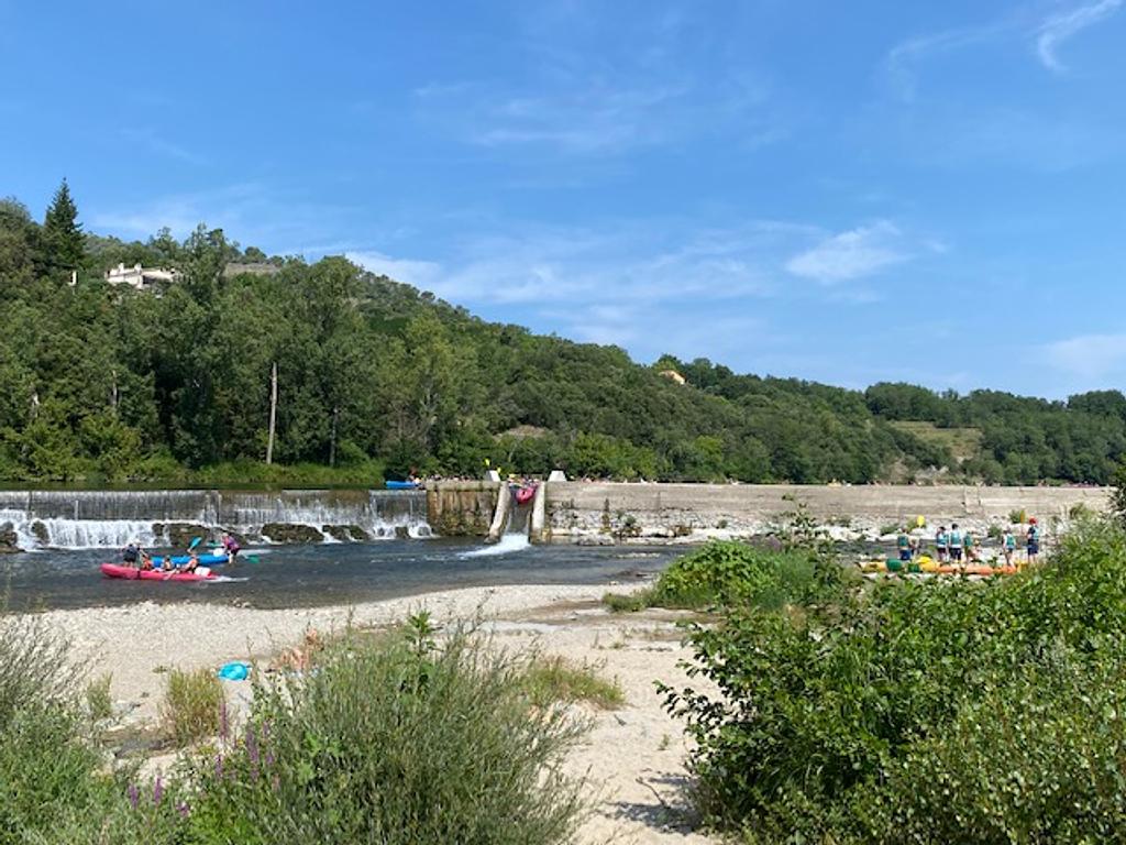 Wisseldag = ZATERDAG 2-6 pers. Villa in de Ardèche3x Airco op slaapkamer en woonkamer1 huisdier toegestaan2025
31/05 - 07/06 € 07/06 - 14/06 € 14/06 - 21/06 € 21/06 - 28/06 €
28/06 - 05/07 € 05/07 - 12/07 € 12/07 - 19/07 € 19/07 - 26/07 € 26/07 - 02/08 € 02/08 - 09/08 € 09/08 - 16/08 € 185016/08 - 23/08 € 169523/08 - 30/08 € 30/08 - 06/09 € 06/09 - 13/09 € 850
Huurprijzen Villa Belle Vue