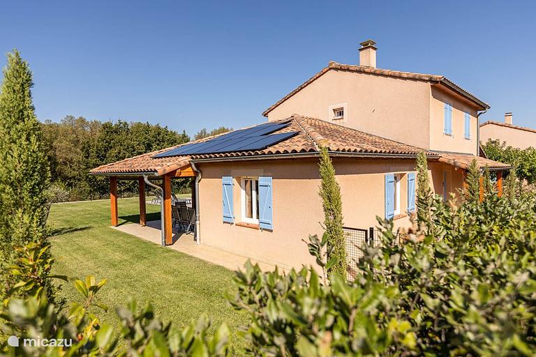 villa_ensoleillee_met_prive_zwembad-4-2617.jpeg
